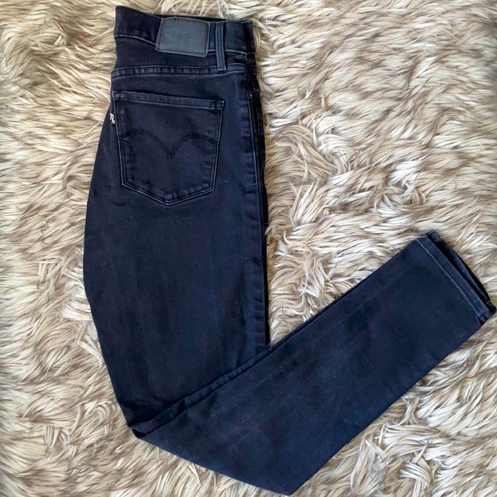 Levi’s 311 High Shaping Skinny Jeans